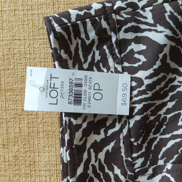 LOFT Cotton and Silk Brown Animal Print Pencil Skirt Size 0P - Picture 5 of 7